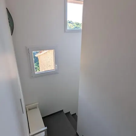 Gregory's House